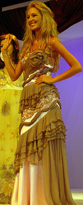Мис България 2009 е Антония Петрова