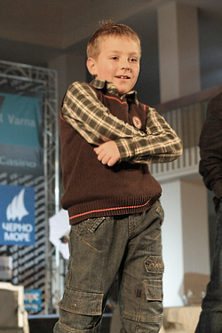   VIP Fashion Group  2009    