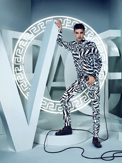       H&M
