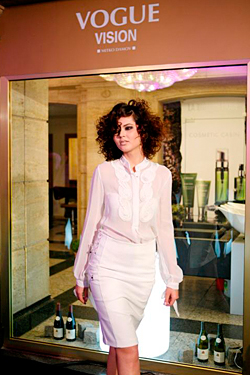   Vogue Vision      2011  VIP 