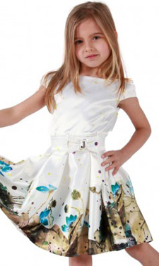 Dress your little princess from fashion house Junona