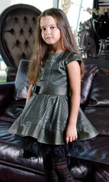 Dress your little princess from fashion house Junona