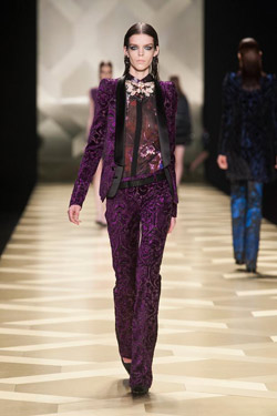 Glamour in the Autumn/Winter 2013-2014 collection by Roberto Cavalli