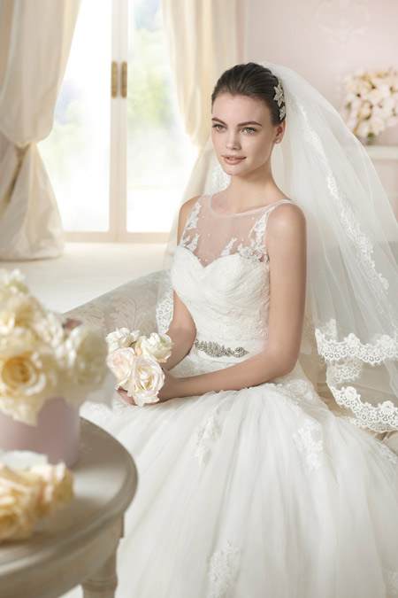 Bridal dresses 2015 by some of the world's most famous fashion houses at 'Brilyantin' Wedding Center