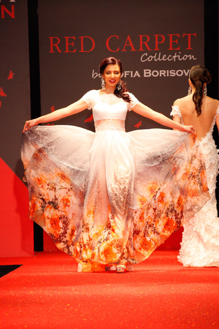 The last collection of the Bulgarian designer Sofia Borisova - RED CARPET