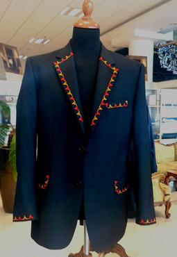 Koprivshtitsa 2015: Embroidered men's suit jackets by Richmart 