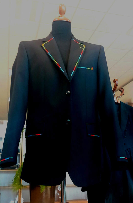 Koprivshtitsa 2015: Embroidered men's suit jackets by Richmart 