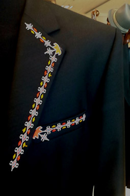 Koprivshtitsa 2015: Embroidered men's suit jackets by Richmart 