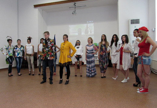 Spring-Summer 2015 vintage collection by two Bulgarian students