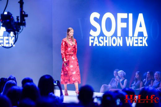    Valentino      Sofia Fashion Week