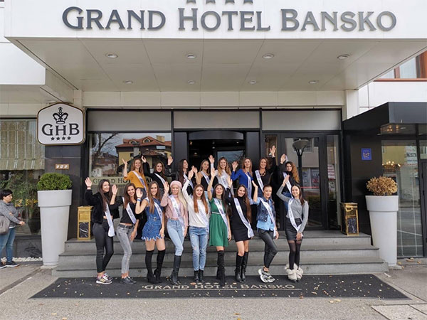 Претендентките за короната на Мис България 2019 в трескава подготовка в Банско