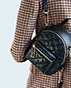 Черна дамска раница - модерна алтернатива на дамската чанта