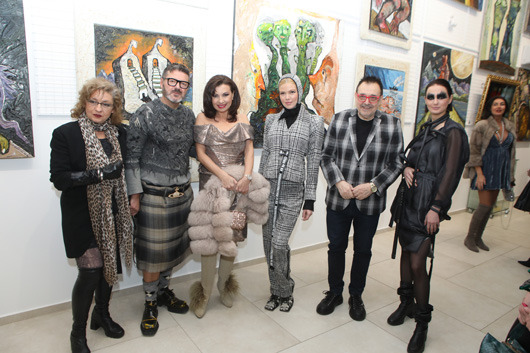 Стилно и бляскаво Академията за мода почете паметта на Вивиън Уестууд