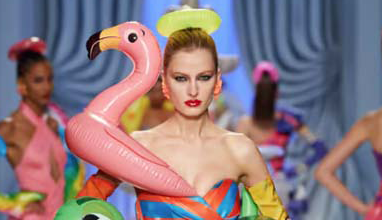 По следите на тенденциите: сюрреализмът в модата