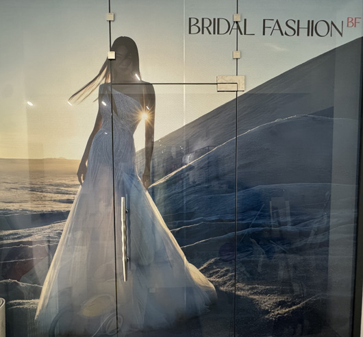 Световноизвестният дизайнер Роко Бароко откри новия бутик на Bridal Fashion