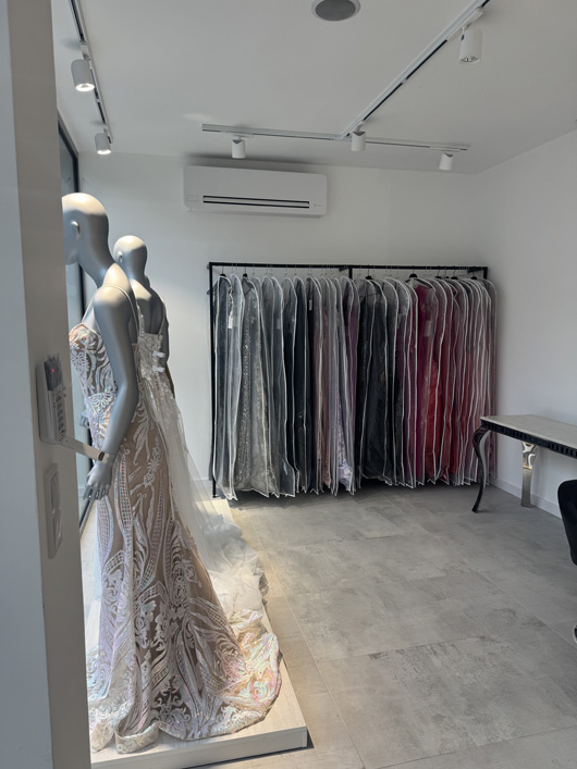 Световноизвестният дизайнер Роко Бароко откри новия бутик на Bridal Fashion
