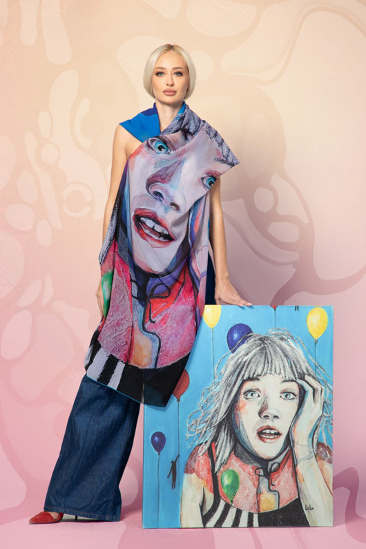Dialogue Between Canvas and Textile