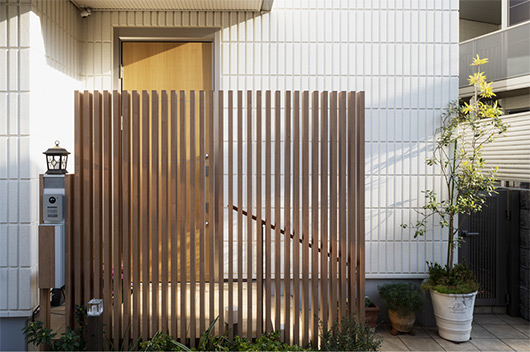 Декоративни огради за двор