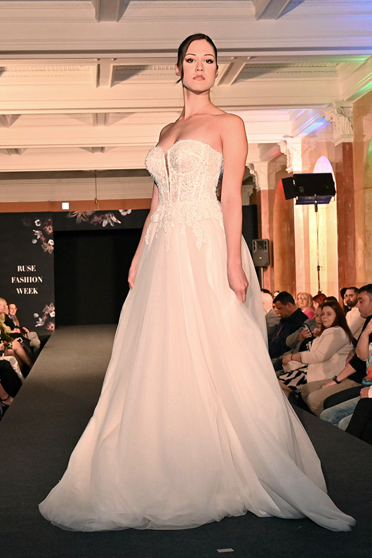 POVODA – Bridal Dresses with a Personal Approach and Attention to Detail