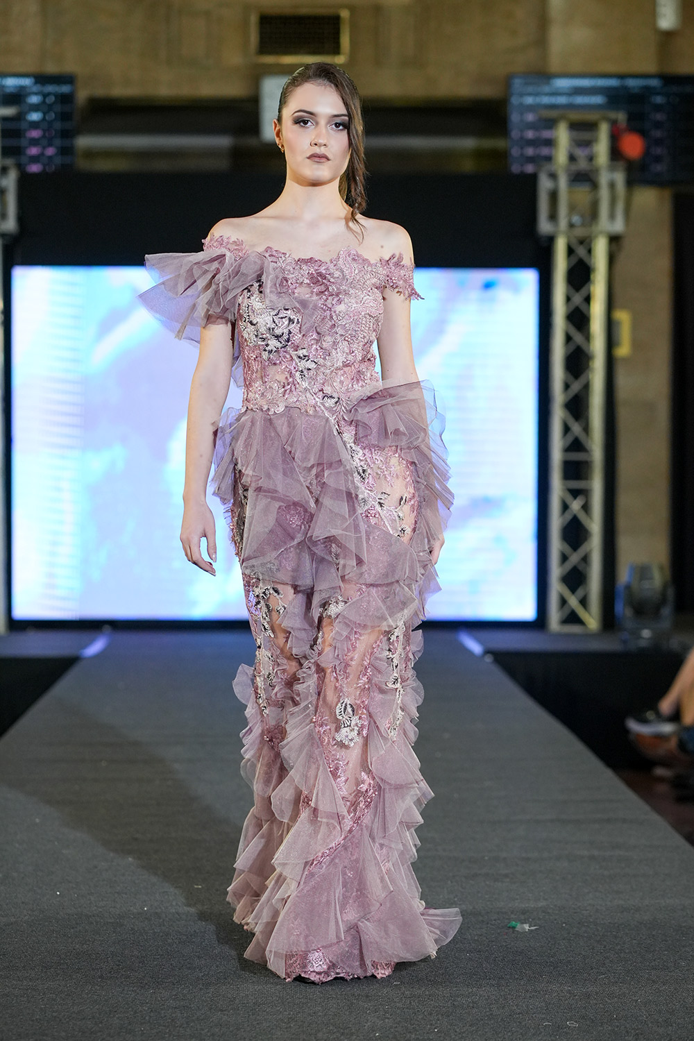 �������� PRESTIGE 2026 �� ATELIER BANDEROL ������ �� Ruse Fashion Week