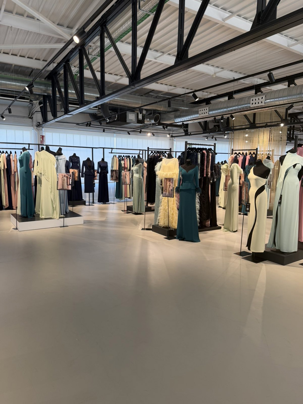 Pronovias, Milla Nova � Alberto Palatchi � ����������� �������� � Bridal Fashion