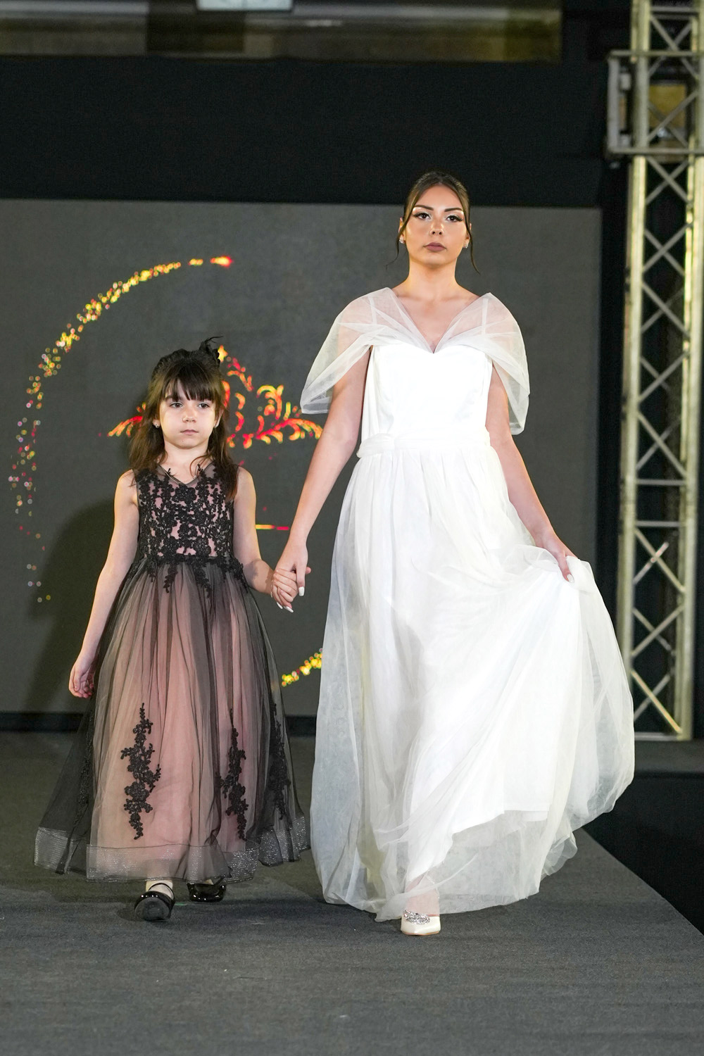 �������� �� DESSA THEA BRENJENS �� Ruse Fashion Week