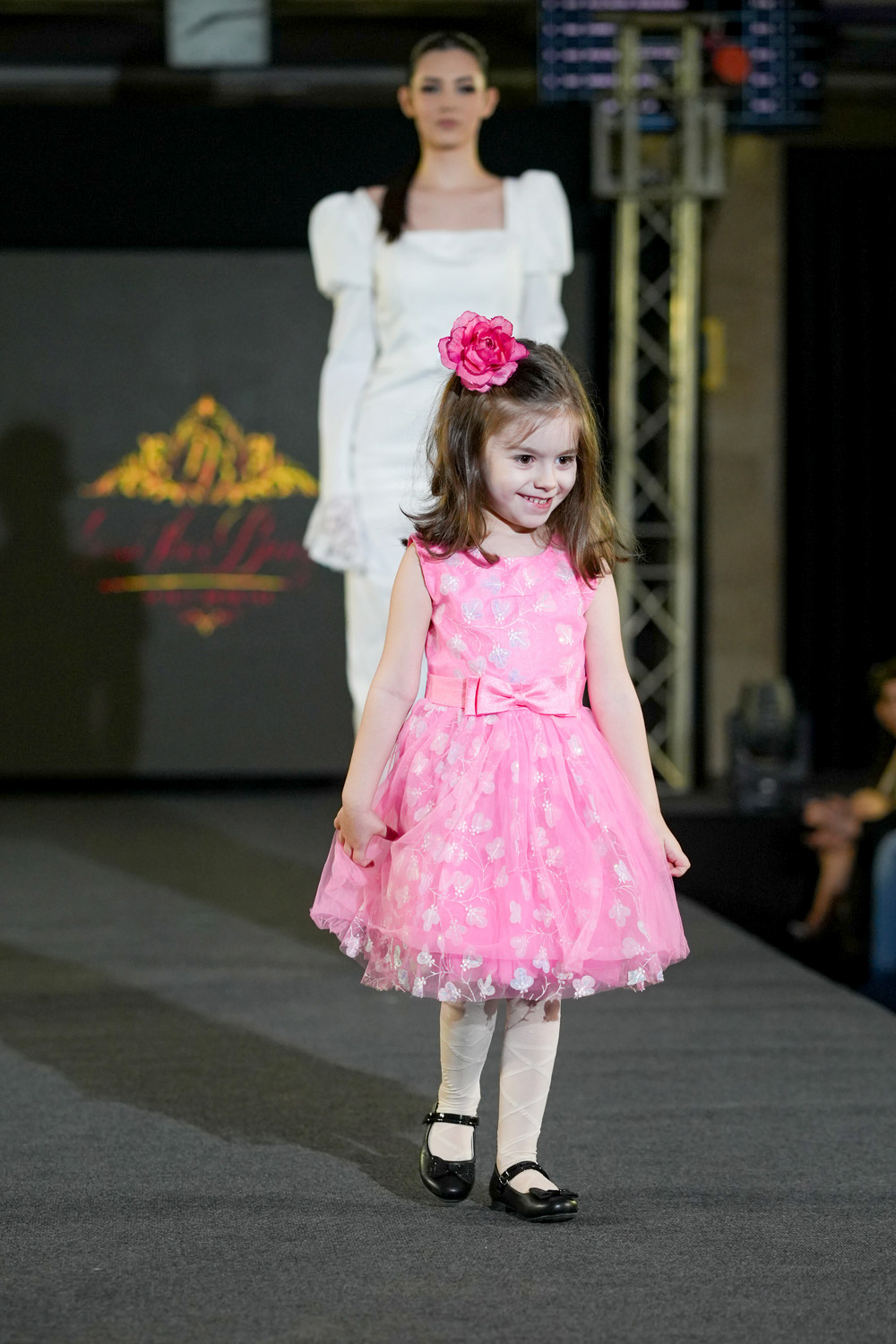 �������� �� DESSA THEA BRENJENS �� Ruse Fashion Week