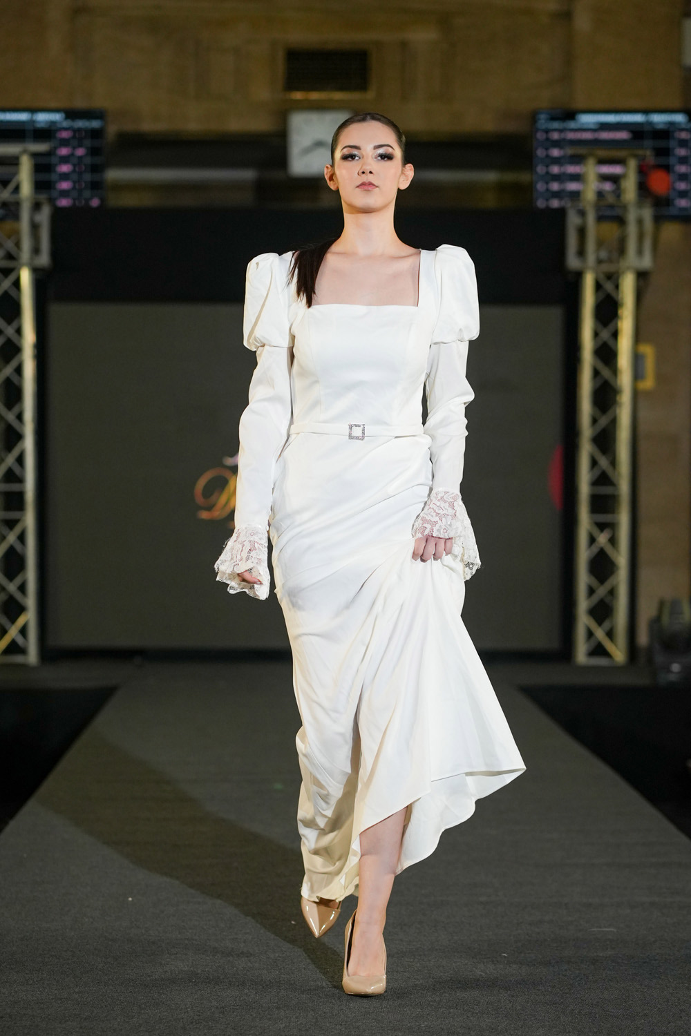 �������� �� DESSA THEA BRENJENS �� Ruse Fashion Week