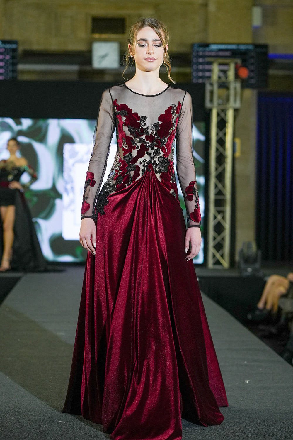 EMELYA - ����� ���� � ��������� � ����������