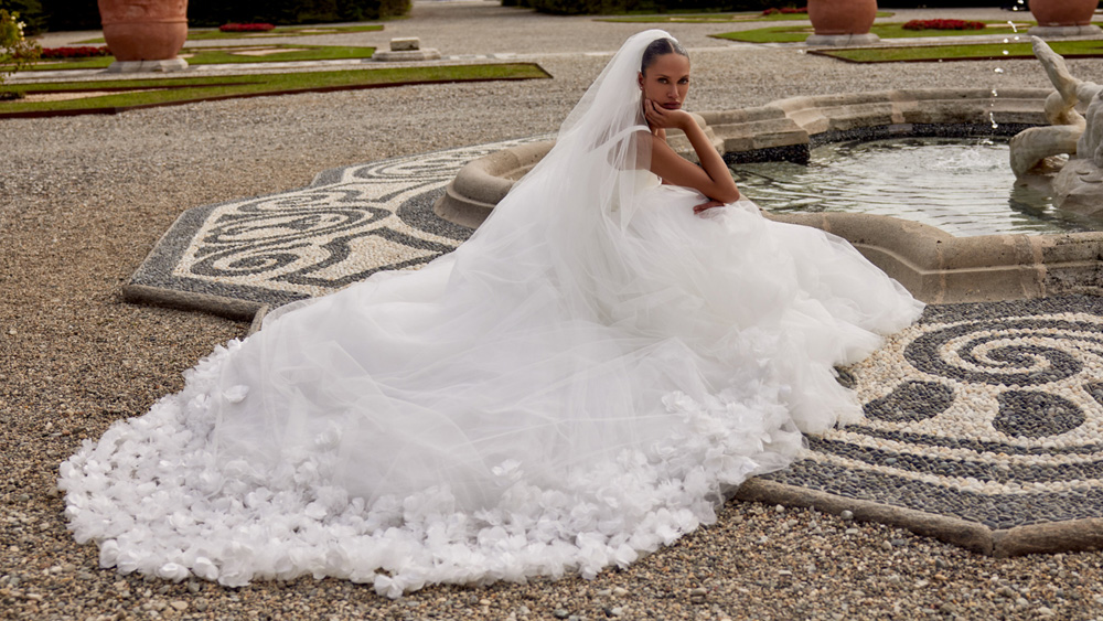 Alfa Brides by Justin Alexander 2027