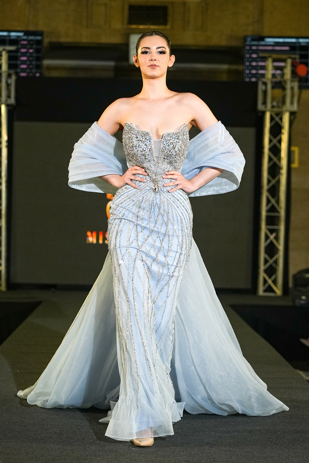 Miss Queen �� Ruse Fashion Week