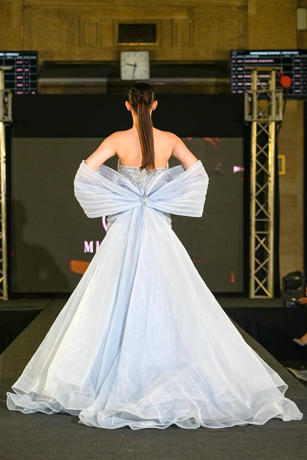 Miss Queen �� Ruse Fashion Week