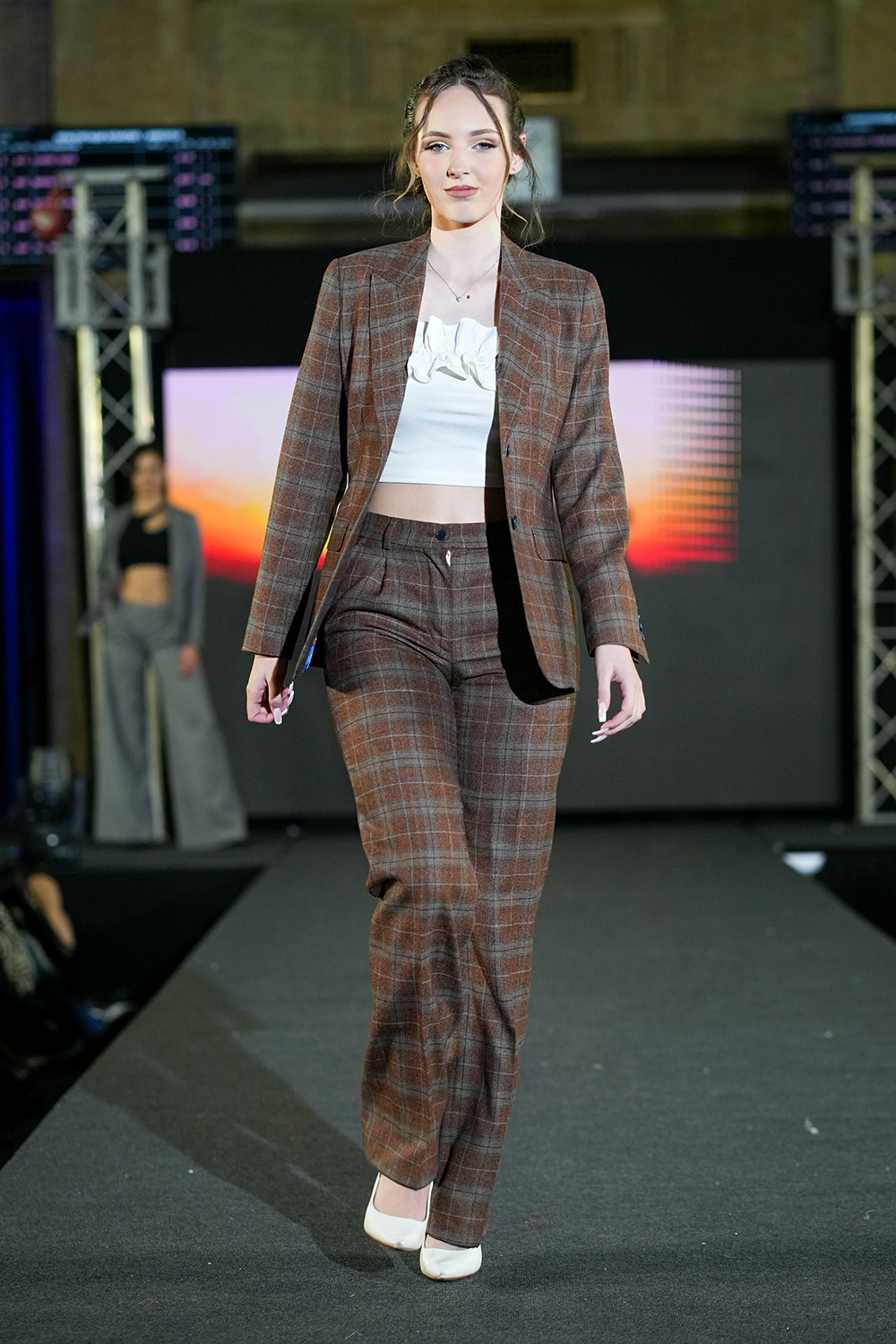 ���������� �� "���� � �����" ������ �� ����������, ������� � ������������ ������������