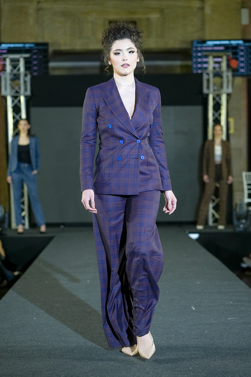 ���������� �� "���� � �����" ������ �� ����������, ������� � ������������ ������������