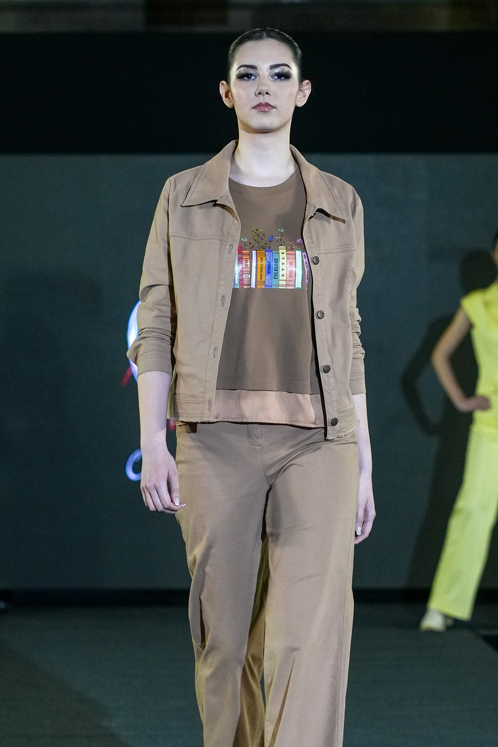 РОСИ представи колекция пролет-лято 2026 на Ruse Fashion Week