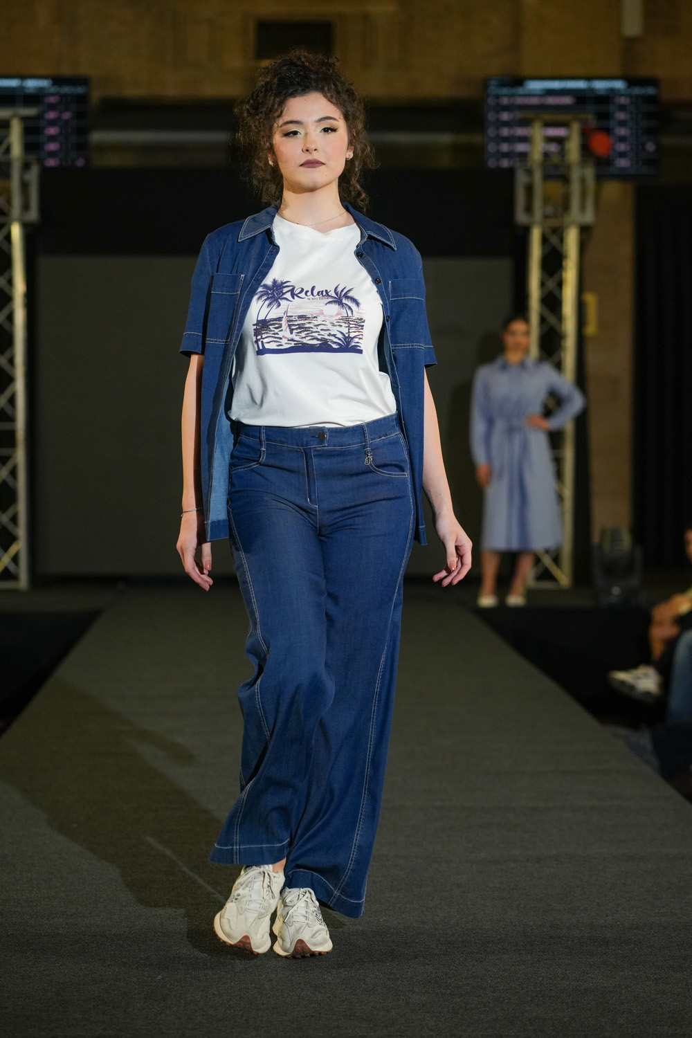 РОСИ представи колекция пролет-лято 2026 на Ruse Fashion Week