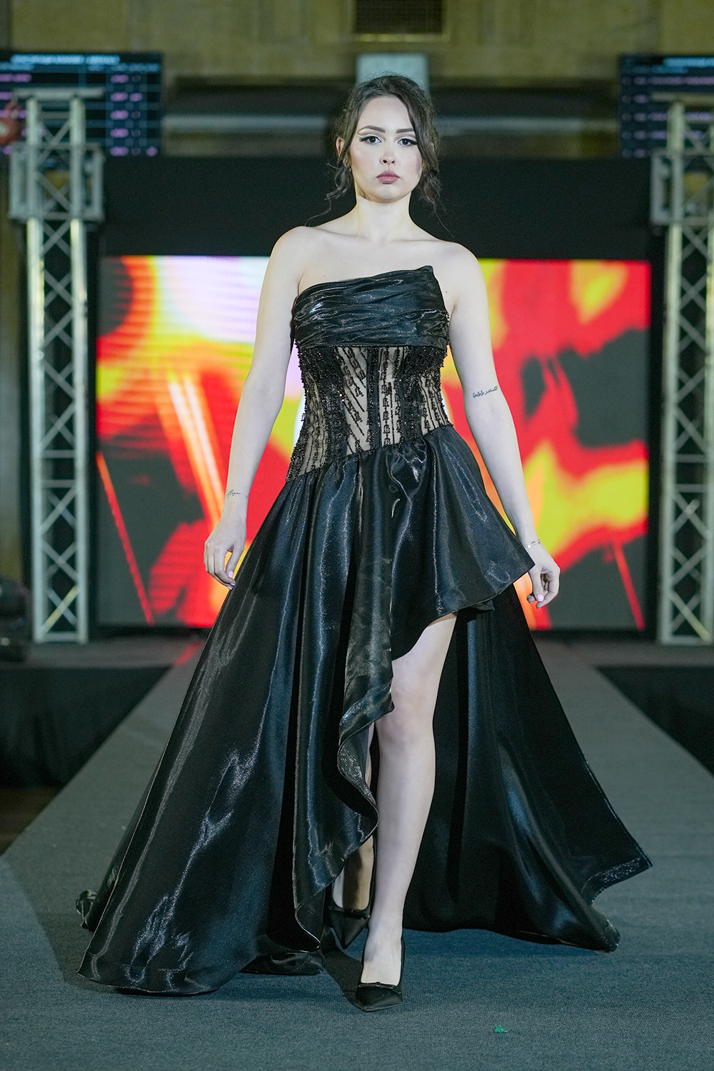 TASQUIRA - ��������� �� ������, ����� ������ � ����������