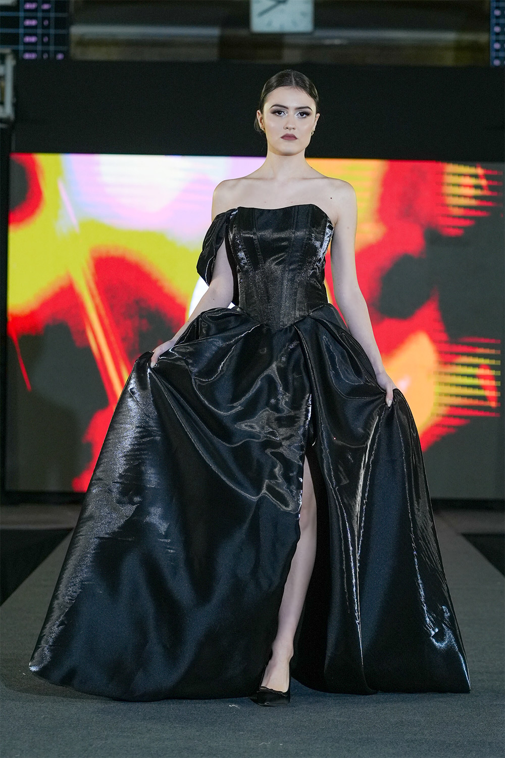 TASQUIRA - ��������� �� ������, ����� ������ � ����������