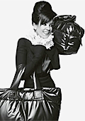  ,    Chanel