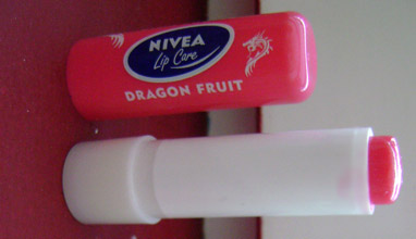 For soft fruity lips with the exotic aroma of Dragon Fruit