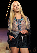    Anna Sui