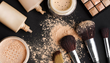 Expired cosmetics are a danger for your health